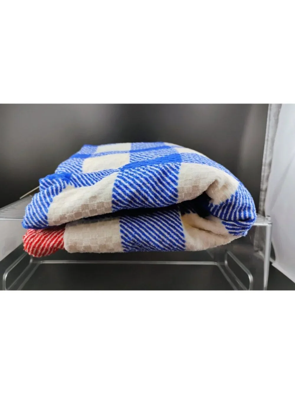 Room Essentials 6 Ft Extra Long Gingham Beach Towel Blue & Red